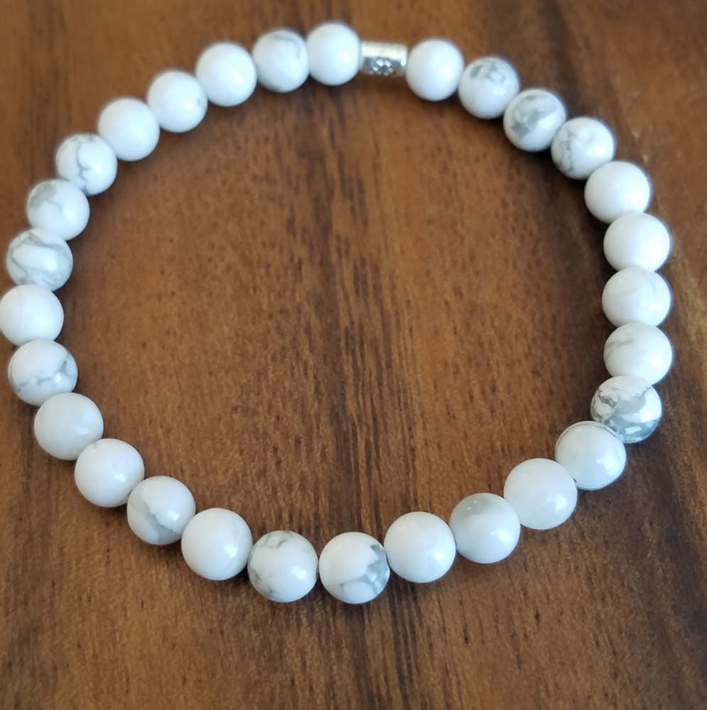 SOLD White Howlite Beads Bracelet - Picture 9 of 14